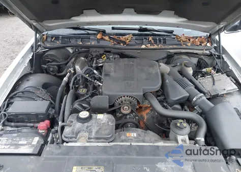 2008 Mercury Grand Marquis Gs from USA, damaged, VIN 2MEFM74V48X620794